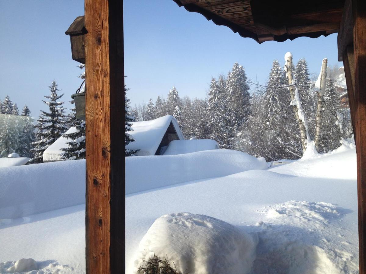 Chalet Camomille เลส์เฌต์ ภายนอก รูปภาพ