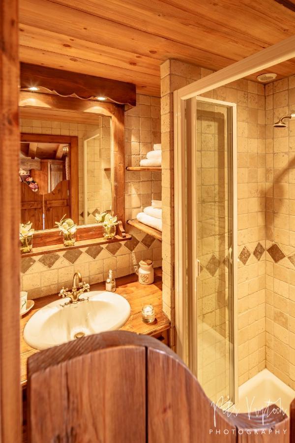 Chalet Camomille เลส์เฌต์ ภายนอก รูปภาพ